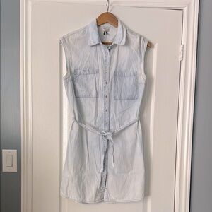 Dynamite Sleeveless Light Blue Denim Dress Size Medium